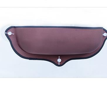 Hamac pour chat sur le rebord de la fenêtre