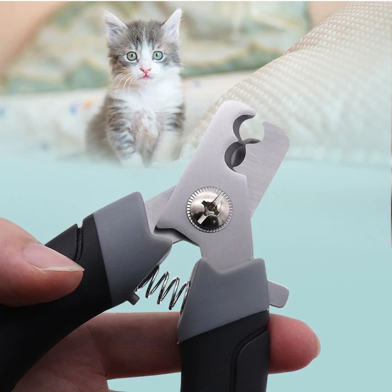 Coupe-ongles en acier inoxydable avec lame demi-lune pour chat et chien